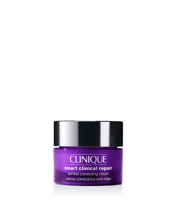 Crème correctrice anti-rides Clinique Smart Clinical Repair™, Notre crème anti-âge hydrate en profondeur et aide à raffermir la peau pour réduire visiblement les rides et les ridules.